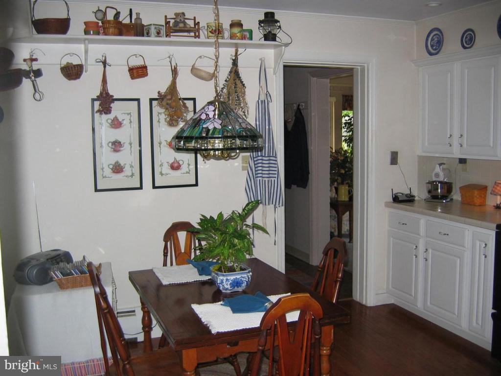 1713 Valley Forge Road Lancaster, PA 17603 - Photo 14 of 27 Gallery Image 14