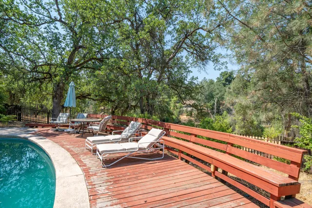 $819,500 | 8846 Goldstone Lane, Redding, CA 96001