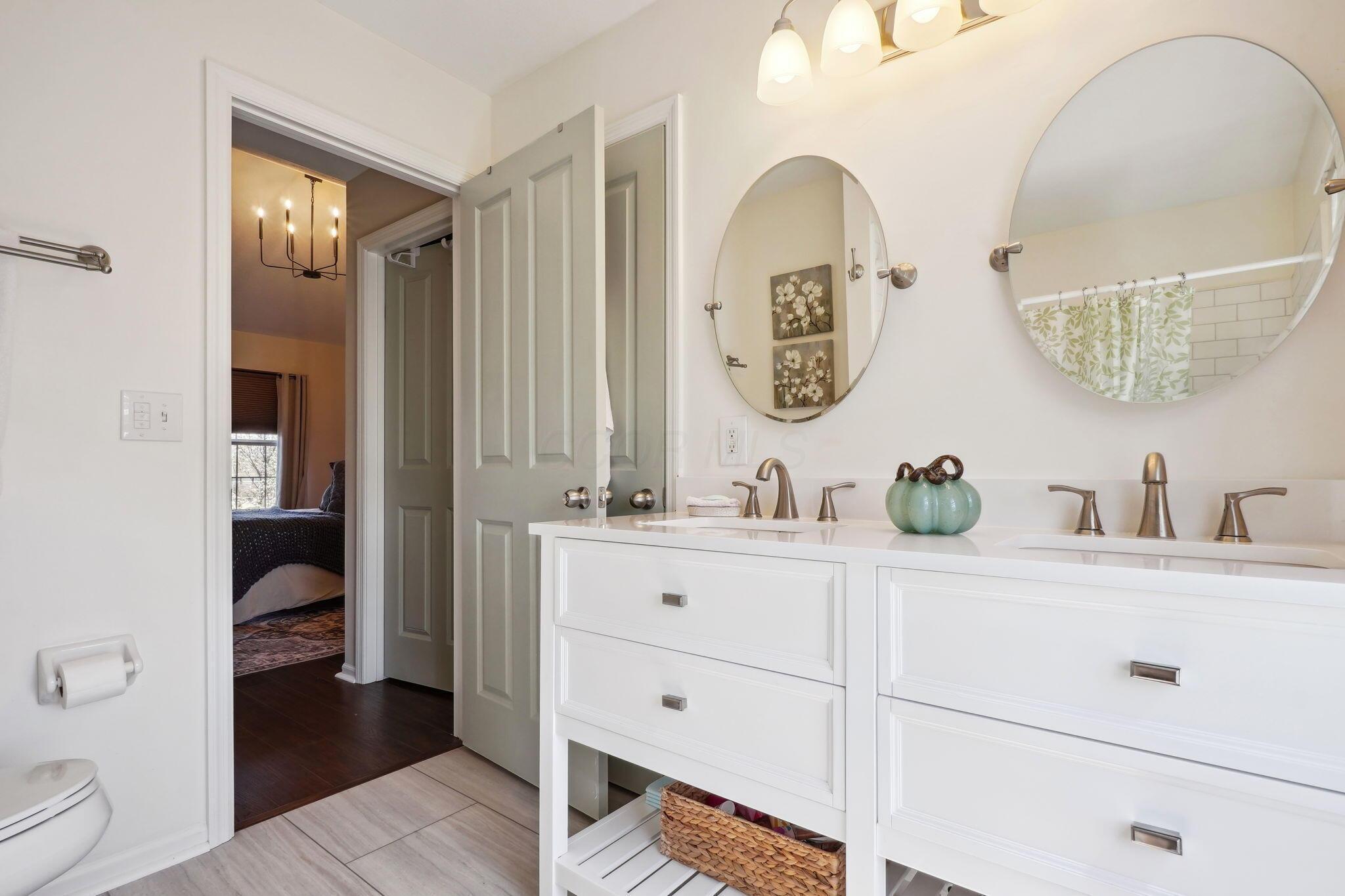 707 Lazelle Road Westerville, OH 43081 - Photo 15 of 26 Master Bathroom