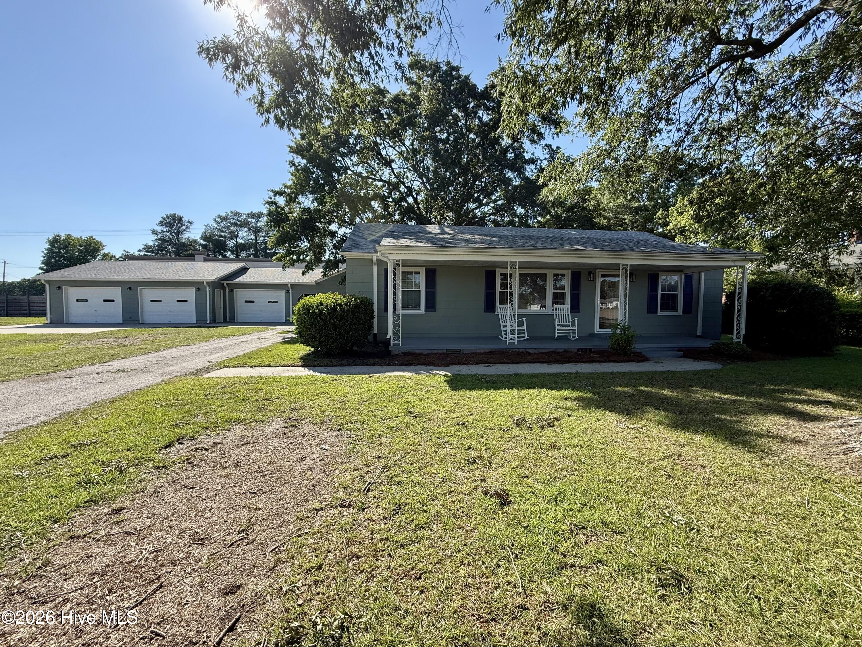 161 Walhurst Avenue Chocowinity, NC 27817 - Photo 5 of 73