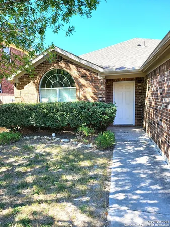$1,625 | 519 Point, San Antonio, TX 78253
