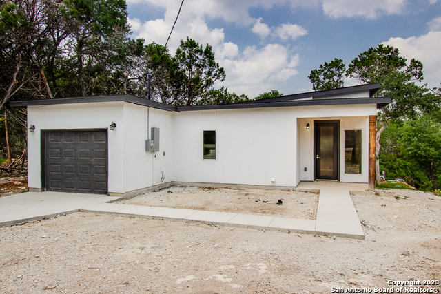 1491 Winding Creek Trail Spring Branch, TX 78070 - Photo 2 of 33