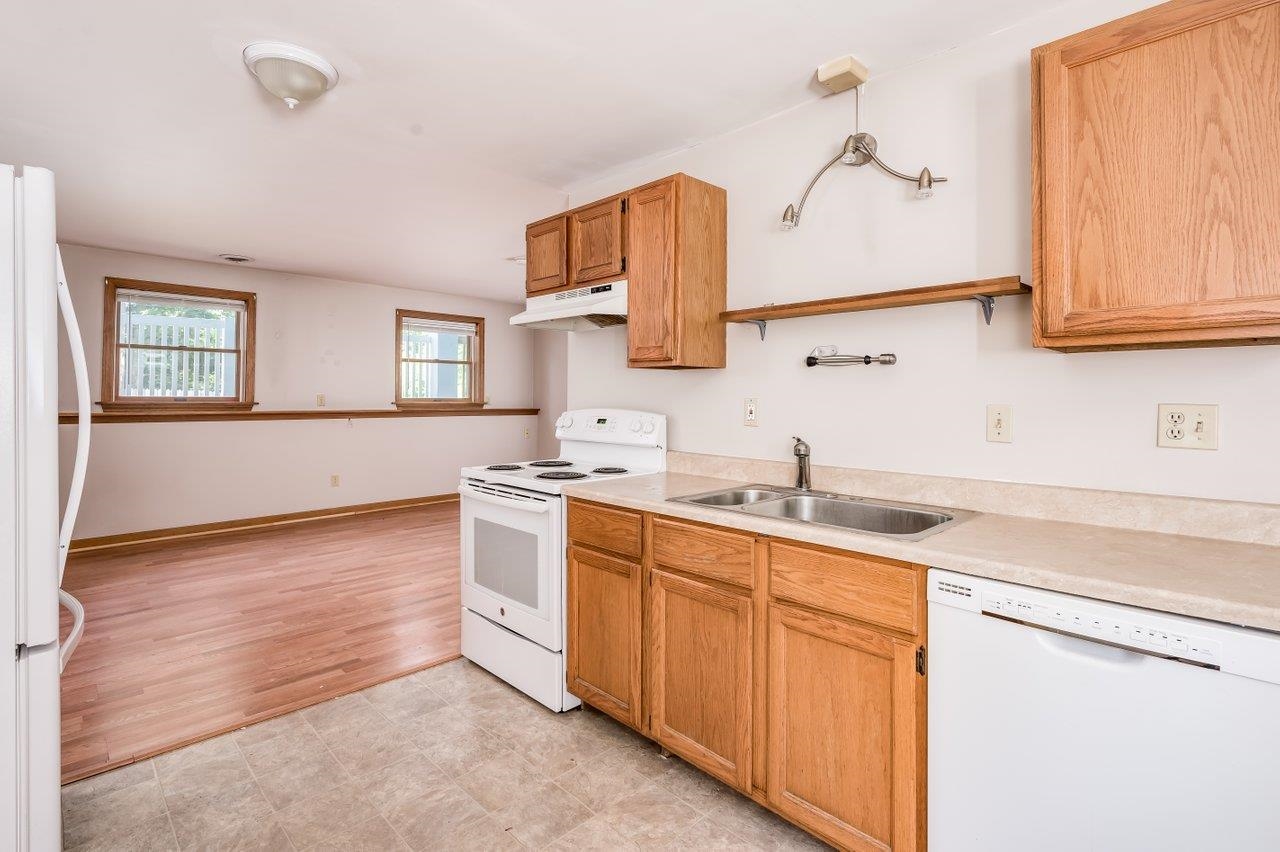 109-111 Whitehall Road Rochester, NH 03868 - Photo 3 of 38