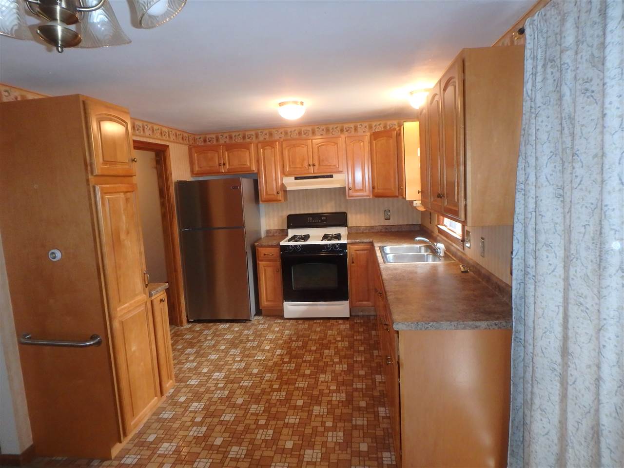 1 Riverbend Road Newmarket, NH 03857 - Photo 9 of 19 Gallery Image 9