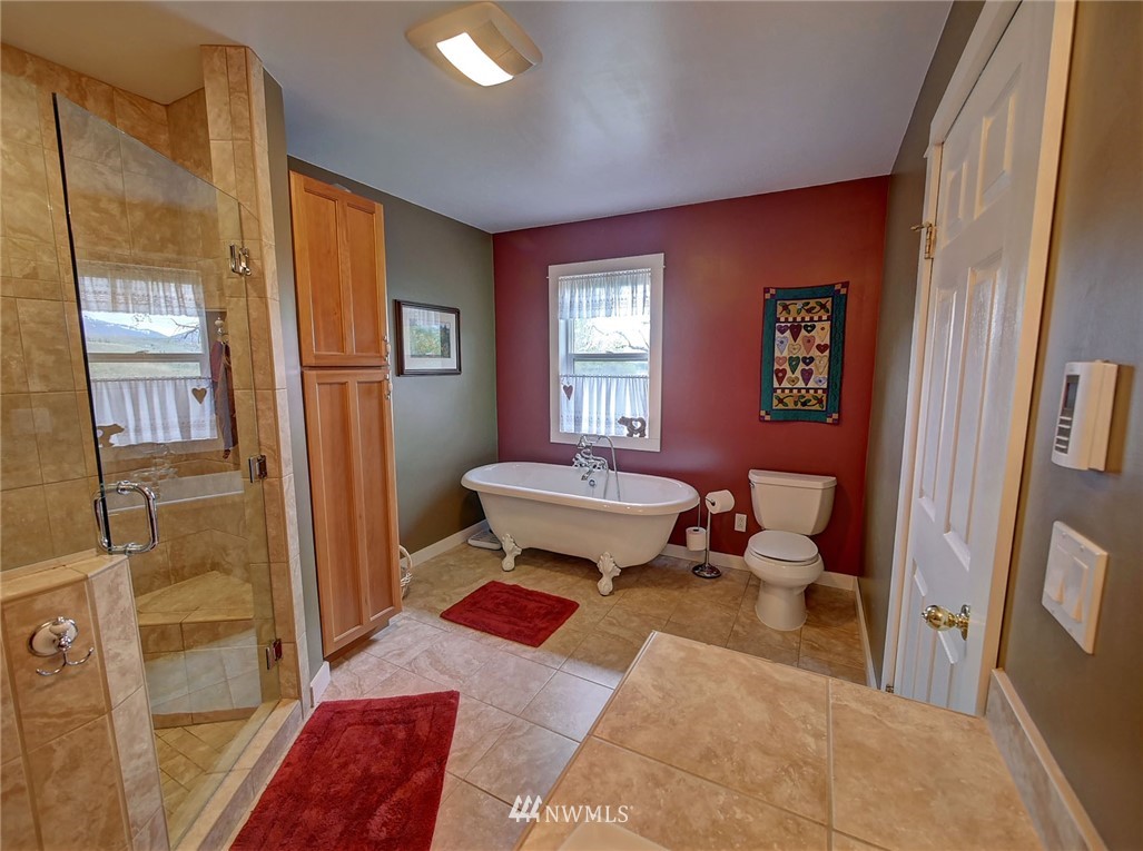 569 Twisp-Winthrop Eastside Road Winthrop, WA 98862 - Photo 12 of 25 Gallery Image 12