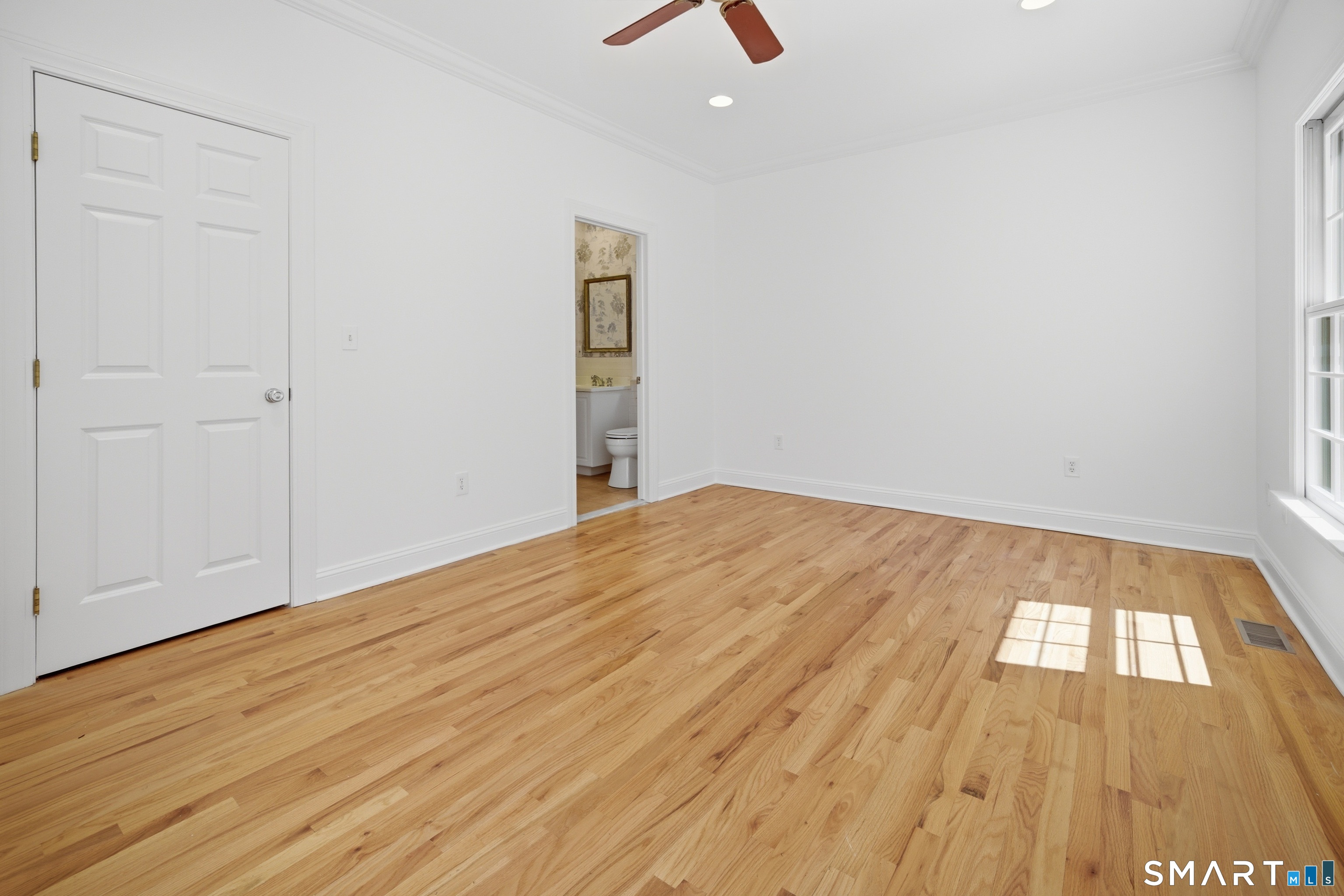 254 Sherwood Farm Road Fairfield, CT 06824 - Photo 15 of 36 First Floor Primary