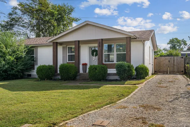 $2,400 | 520 Foundry Drive, Nashville, TN 37209
