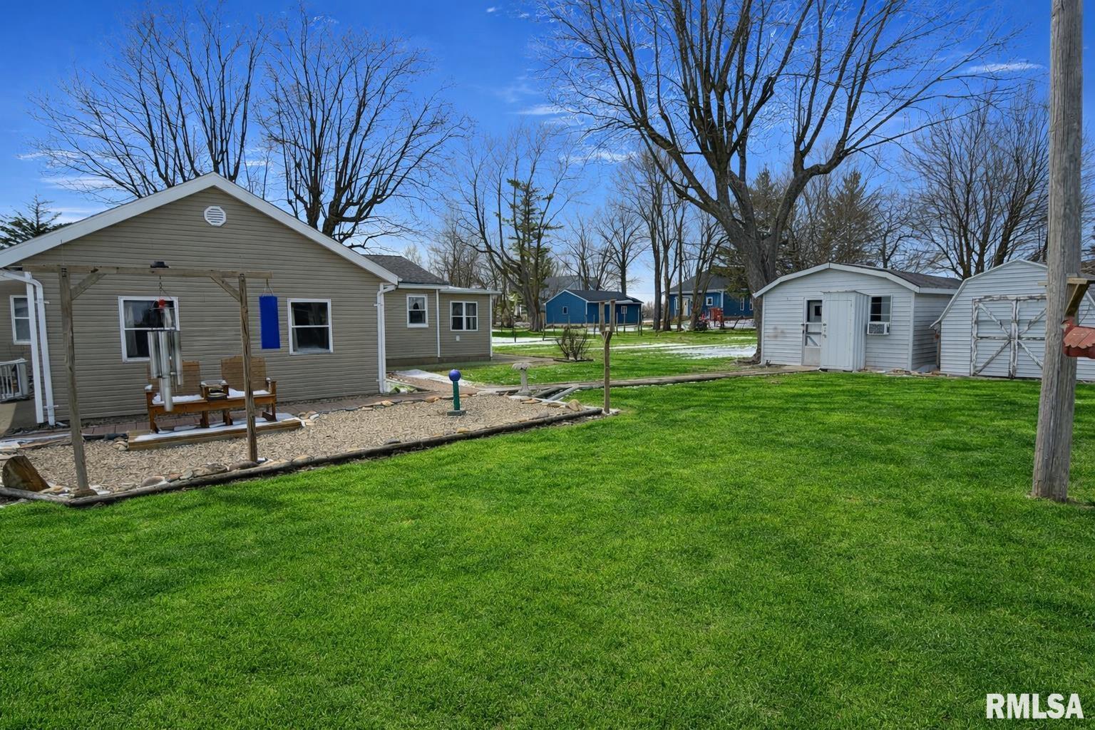 1218 McKinley Street Lowpoint, IL 61545 - Photo 2 of 23