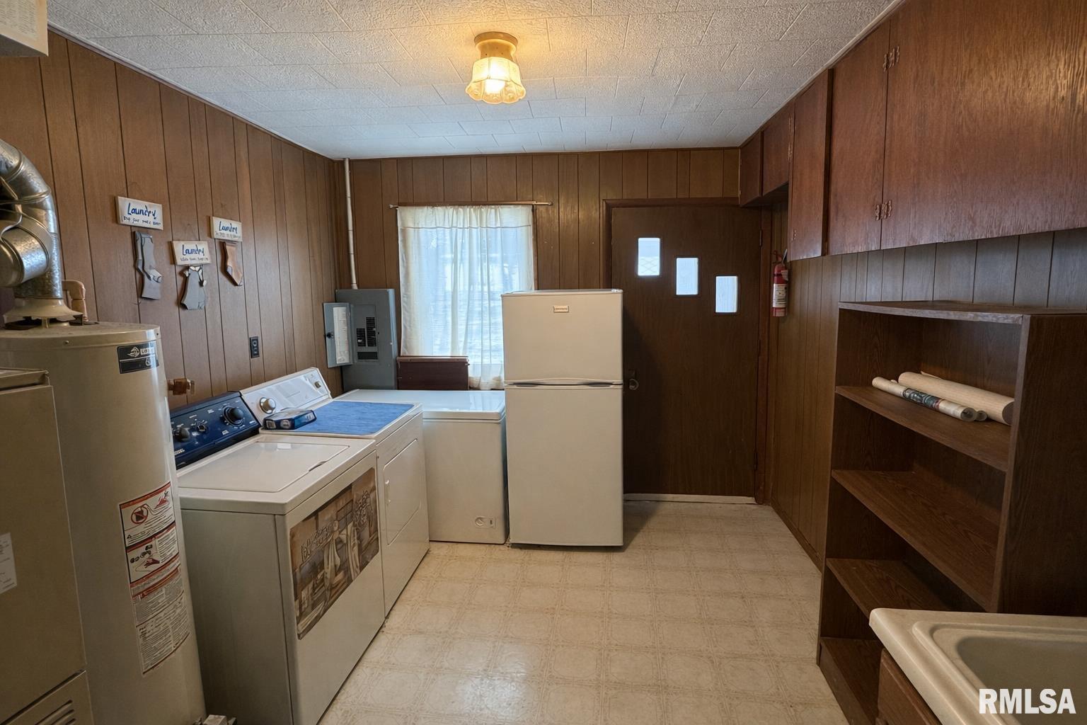 1218 McKinley Street Lowpoint, IL 61545 - Photo 9 of 23