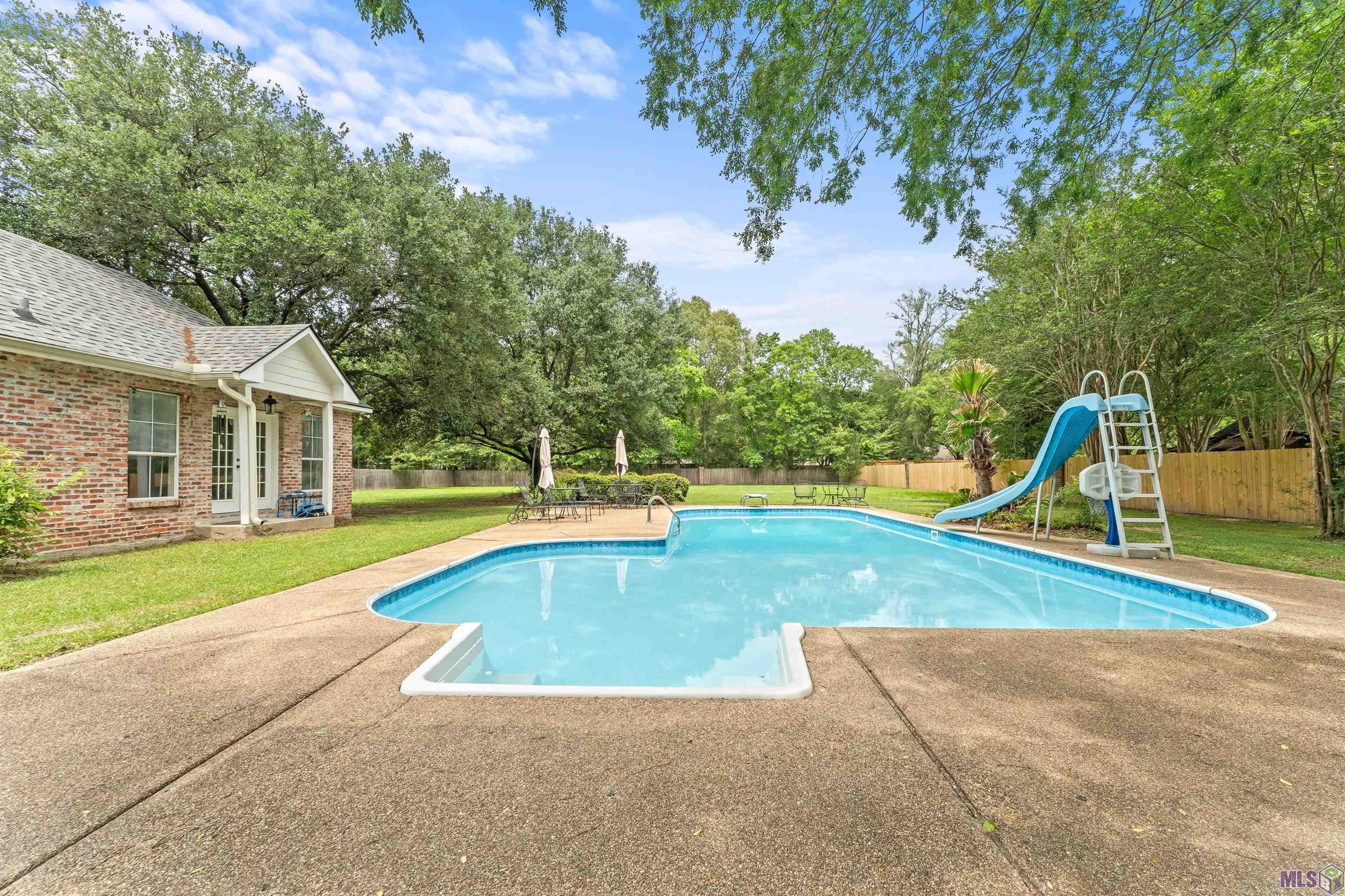 3607 Red Clover Avenue Zachary, LA 70791 - Photo 10 of 19