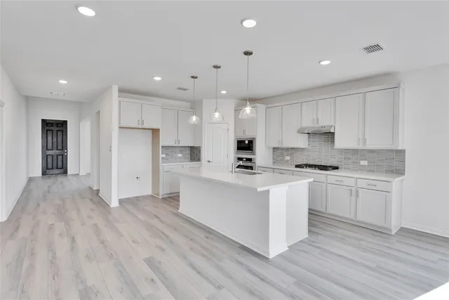 $424,990 | 513 Teasley Drive, Taylor, TX 76574