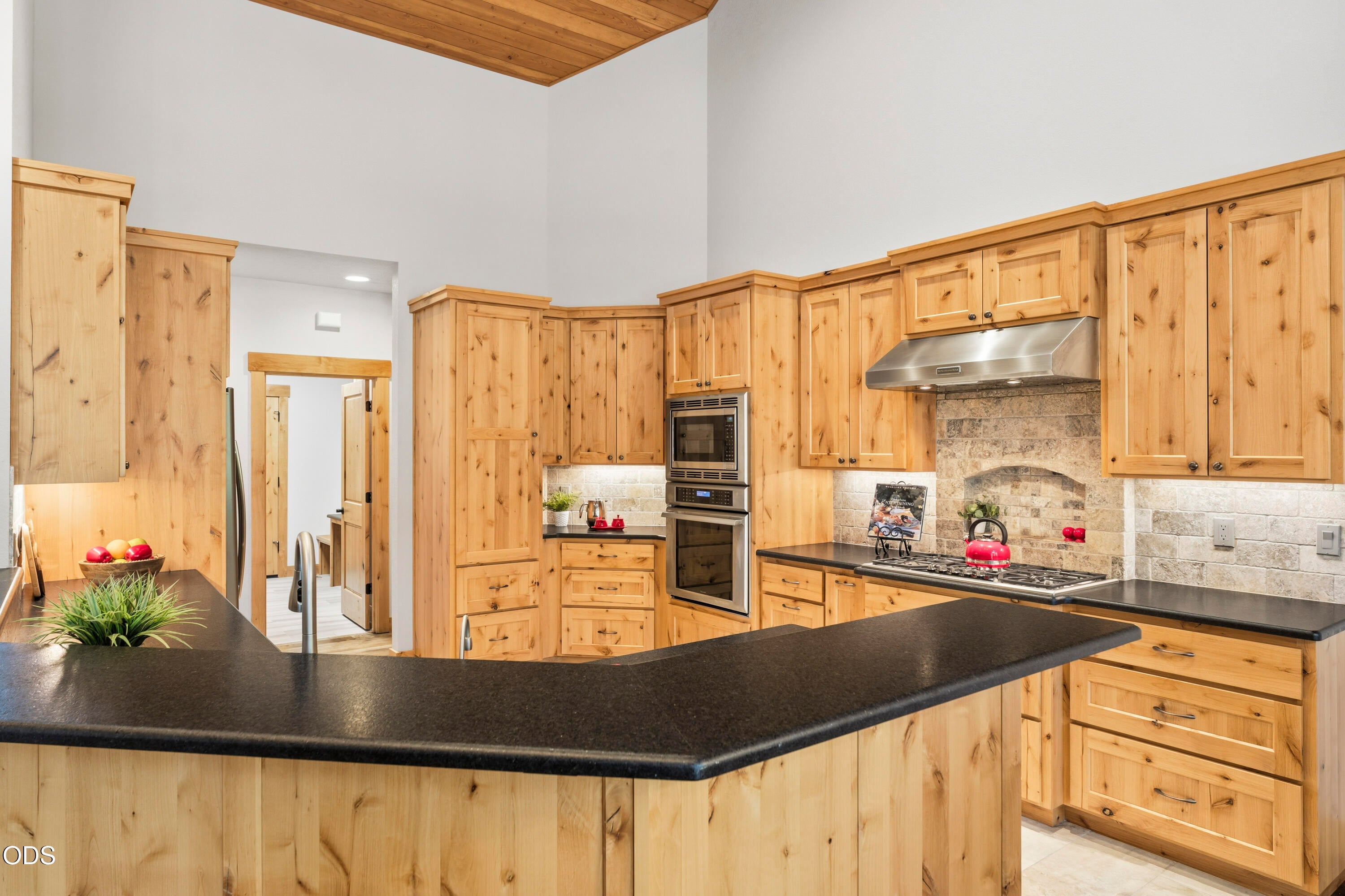 56296 Sable Rock Loop, Unit 256 Bend, OR 97707 - Photo 8 of 30 Gallery Image 8