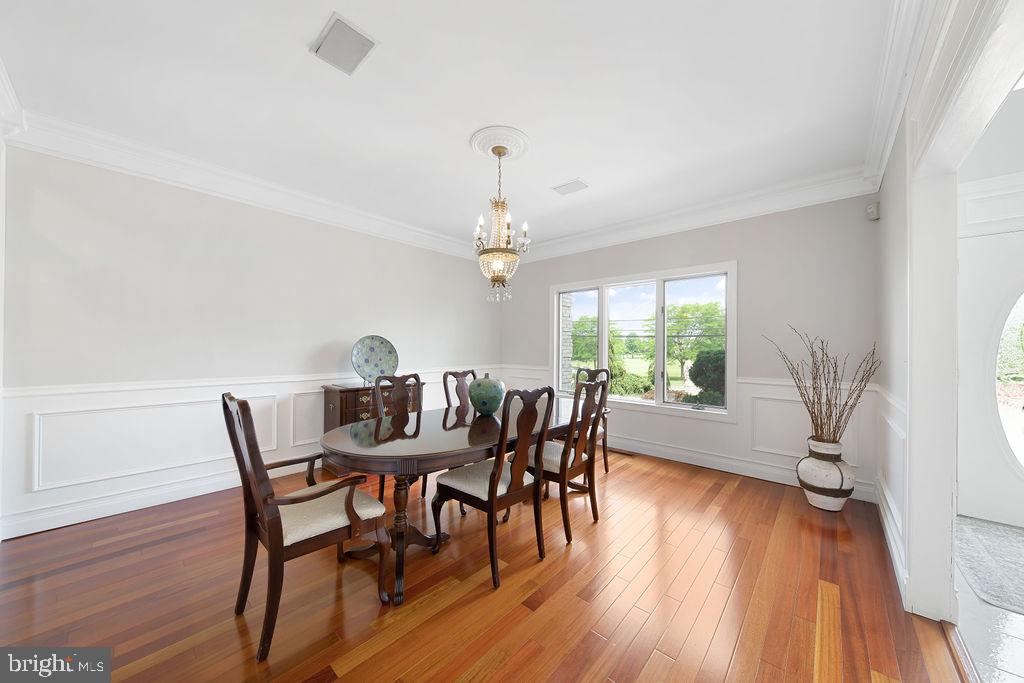 98 Tindall Road Robbinsville, NJ 08691 - Photo 14 of 51