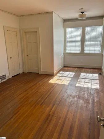 $2,775 | 101 West Augusta Place, Greenville, SC 29605