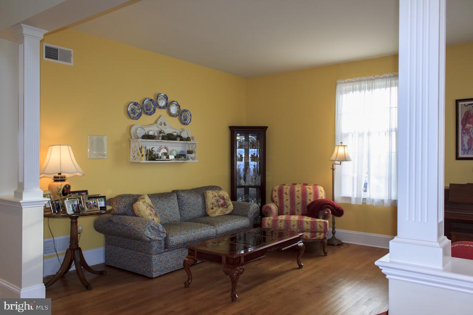 313 Chadwyck Lane Lititz, PA 17543 - Photo 3 of 26 Gallery Image 3
