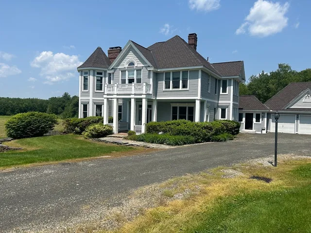 $1,690,000 | 365 Middle Street, Amherst, MA 01002