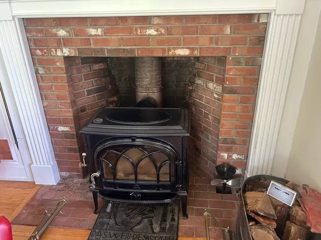 $1,690,000 | 365 Middle Street, Amherst, MA 01002