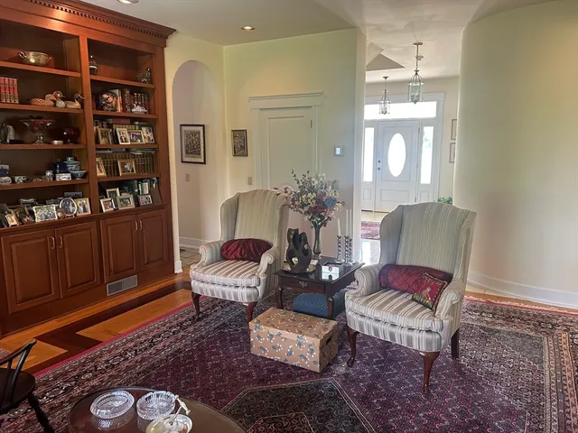 $1,690,000 | 365 Middle Street, Amherst, MA 01002