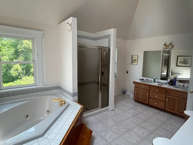 $1,690,000 | 365 Middle Street, Amherst, MA 01002