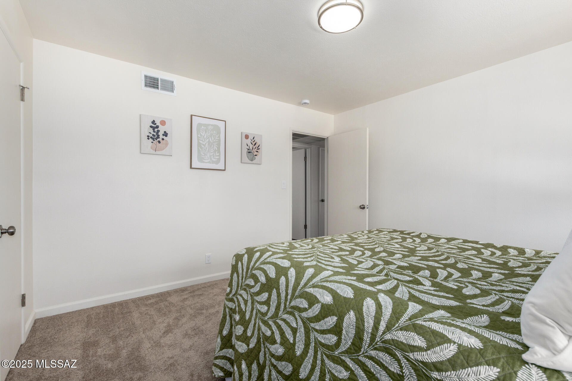 521 North Country Club Road, Unit 67 Tucson, AZ 85716 - Photo 23 of 35 Bedroom