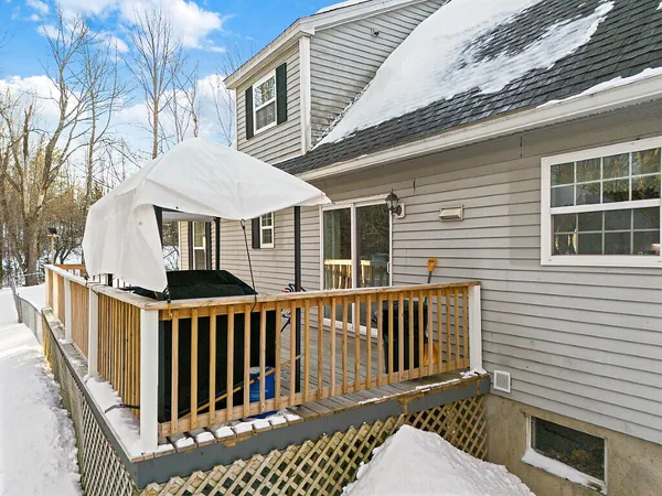 $399,999 | 33 Belfast Augusta Road, Searsmont, ME 04973