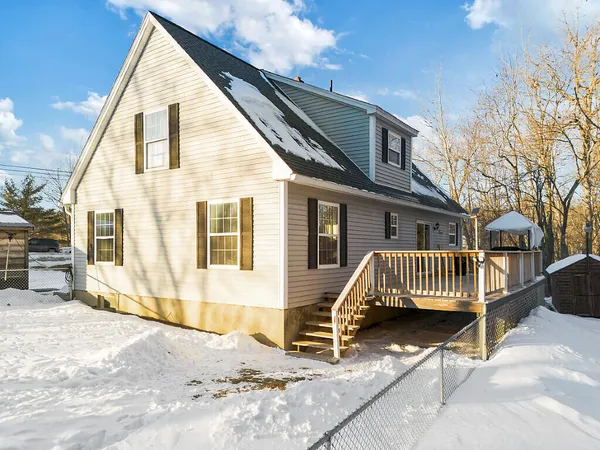 $399,999 | 33 Belfast Augusta Road, Searsmont, ME 04973