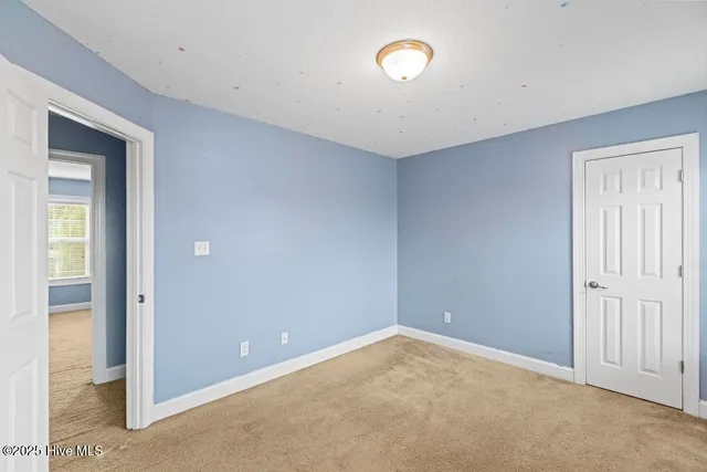 $349,900 | 102 Farmington Drive, Richlands, NC 28574