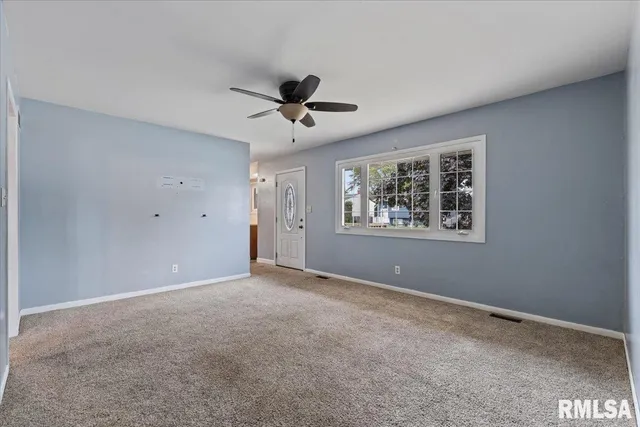 $148,000 | 5017 44th Avenue, Moline, IL 61265