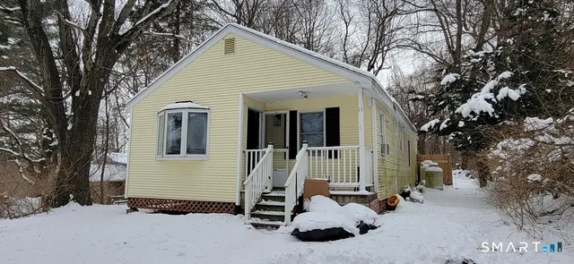 $219,000 | 11 Cedar Avenue, Wolcott, CT 06716