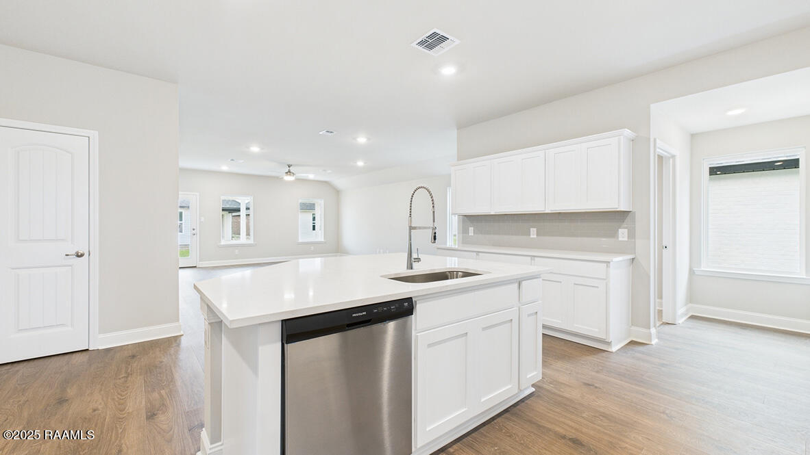 118 Eden Ridge Duson, LA 70529 - Photo 5 of 31 118 Eden Ridge Street, Duson, LA