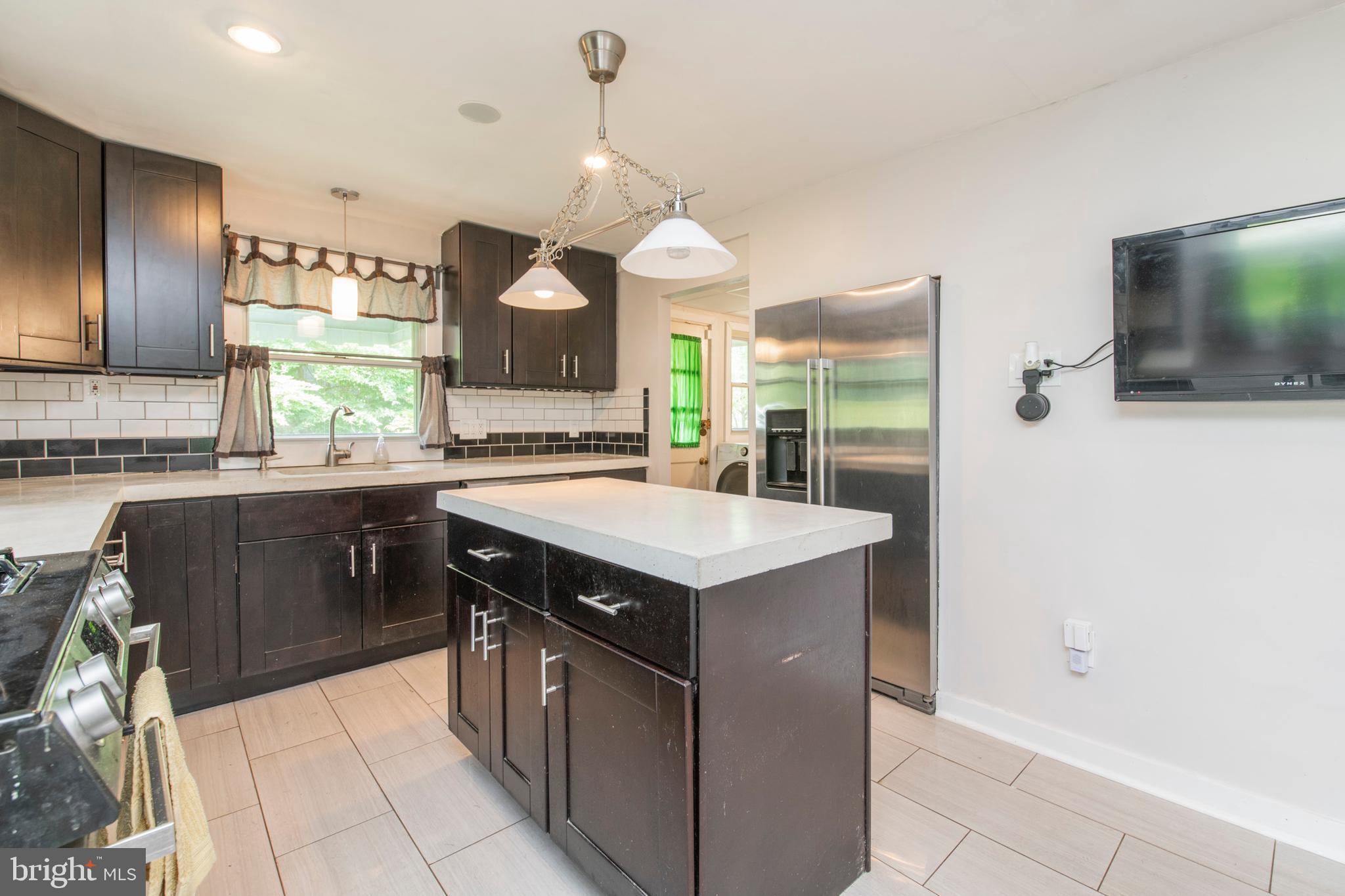 8305 Childs Road Glenside, PA 19038 - Photo 9 of 33 Gallery Image 9