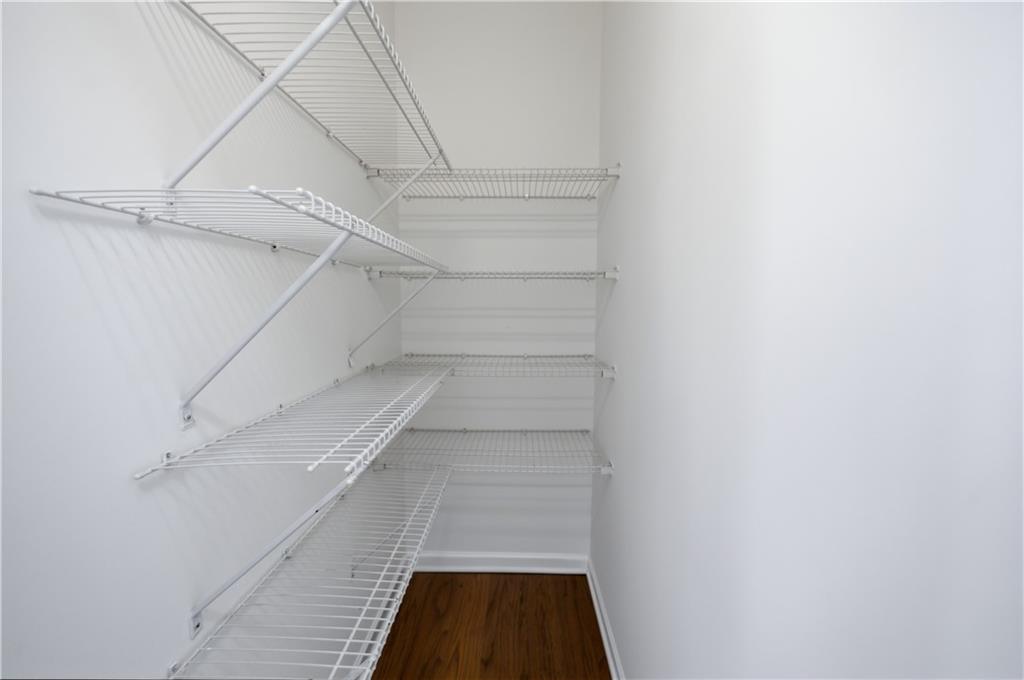 305 Nichols Ridge Pointe Suwanee, GA 30024 - Photo 15 of 42