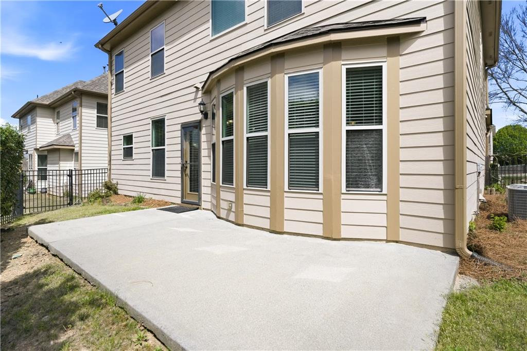 305 Nichols Ridge Pointe Suwanee, GA 30024 - Photo 37 of 42