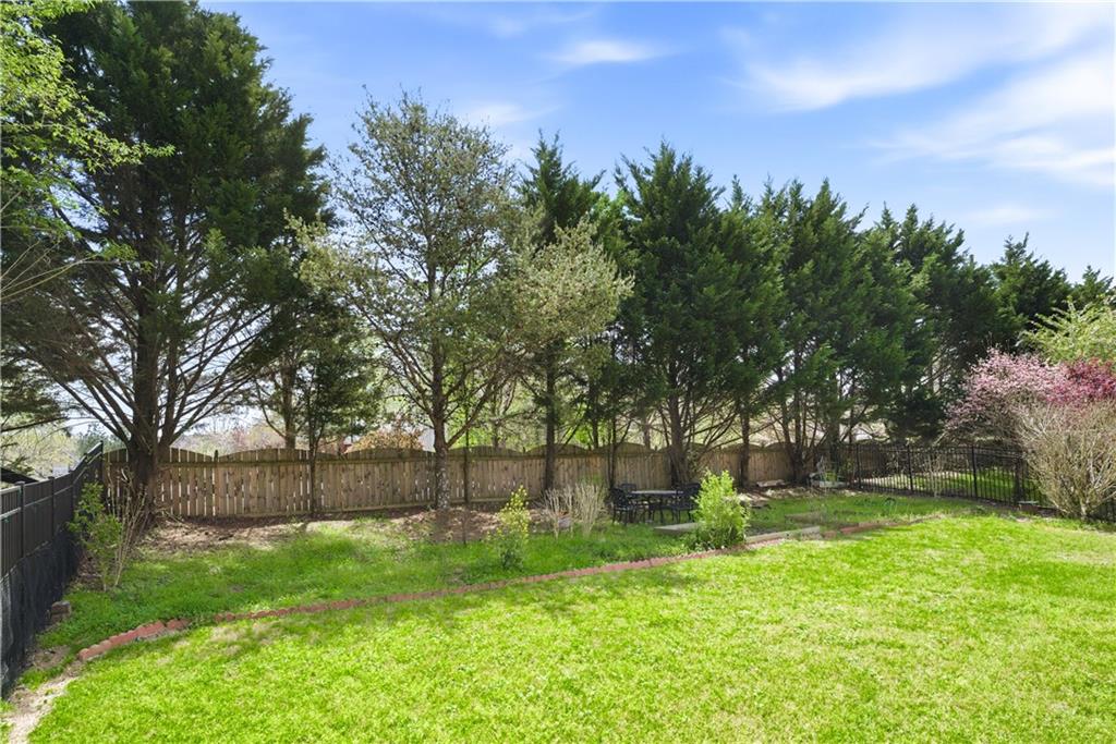 305 Nichols Ridge Pointe Suwanee, GA 30024 - Photo 39 of 42