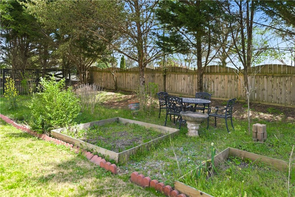 305 Nichols Ridge Pointe Suwanee, GA 30024 - Photo 40 of 42