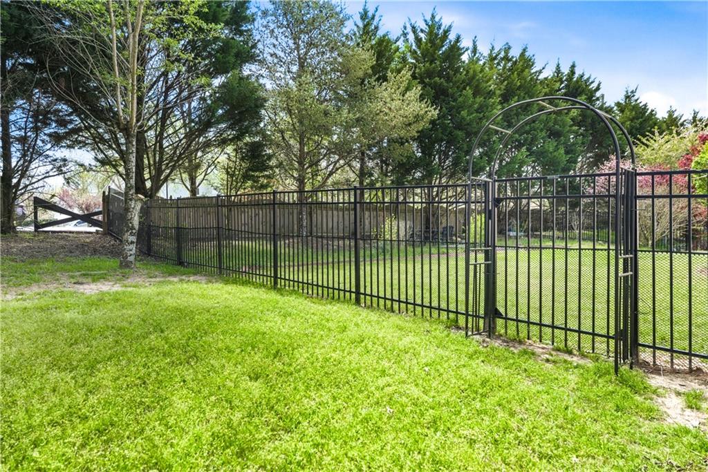 305 Nichols Ridge Pointe Suwanee, GA 30024 - Photo 41 of 42