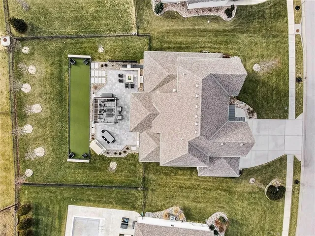 $1,295,000 | 3413 Northeast 102nd Terrace, Kansas City, MO 64155