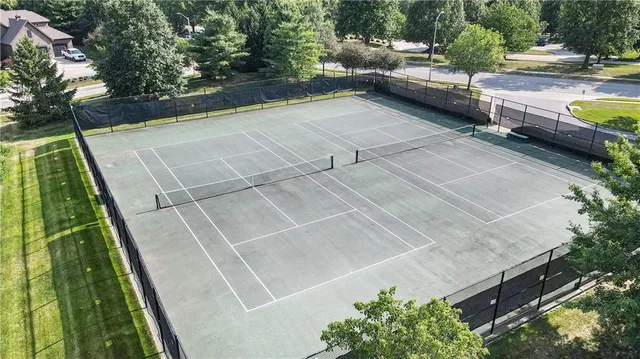 $1,295,000 | 3413 Northeast 102nd Terrace, Kansas City, MO 64155