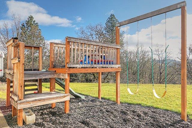 301 Harris Road Grants Pass, OR 97526 - Photo 23 of 30 Additional Photo