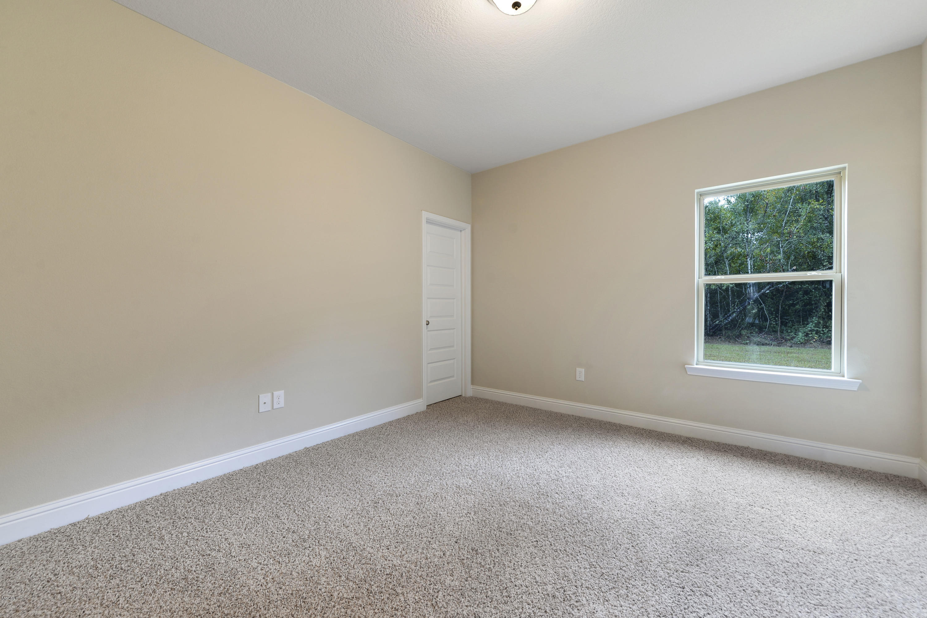 6453 Chickory Way Ocean Springs, MS 39564 - Photo 16 of 23 020