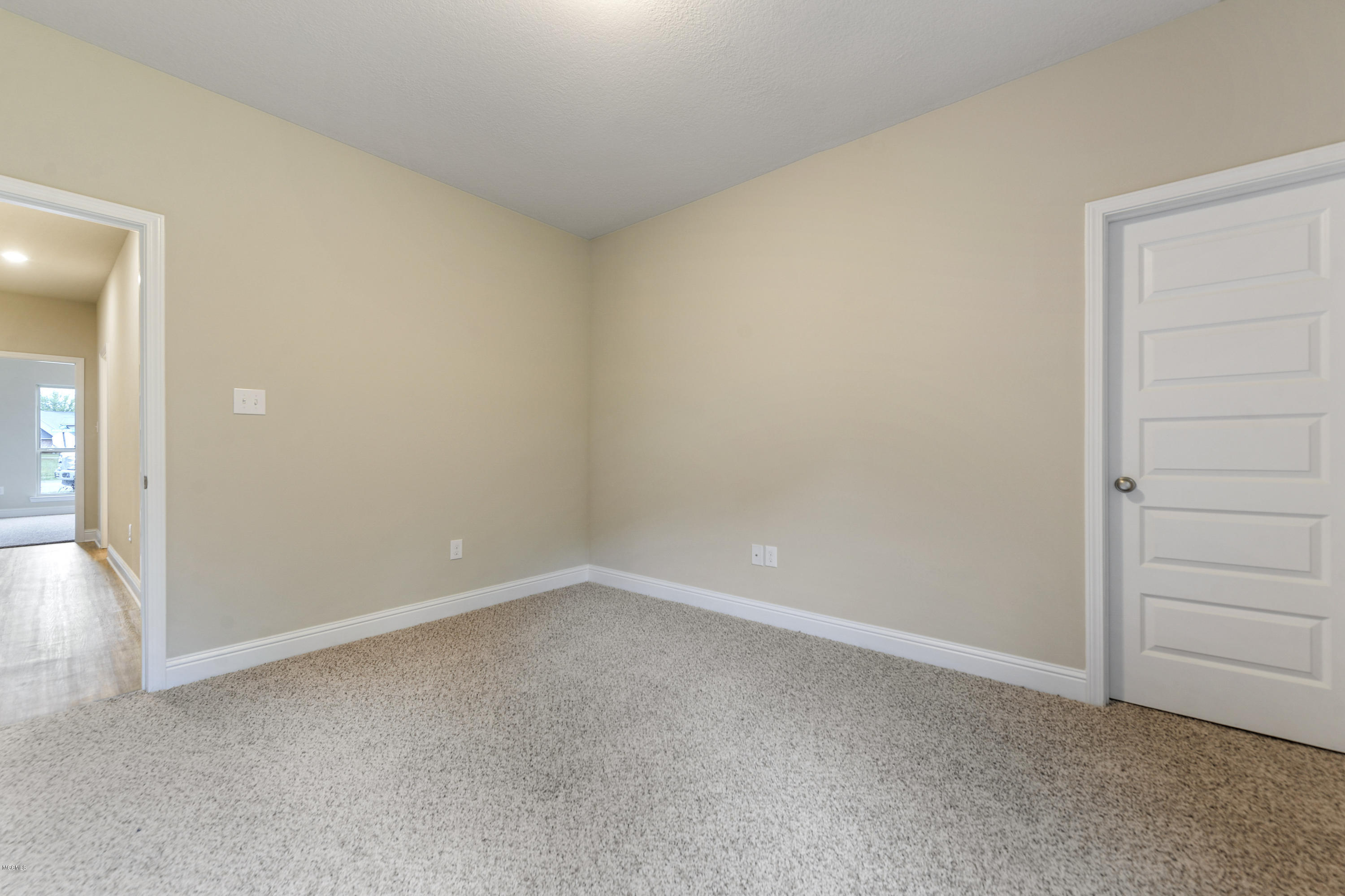 6453 Chickory Way Ocean Springs, MS 39564 - Photo 17 of 23 021