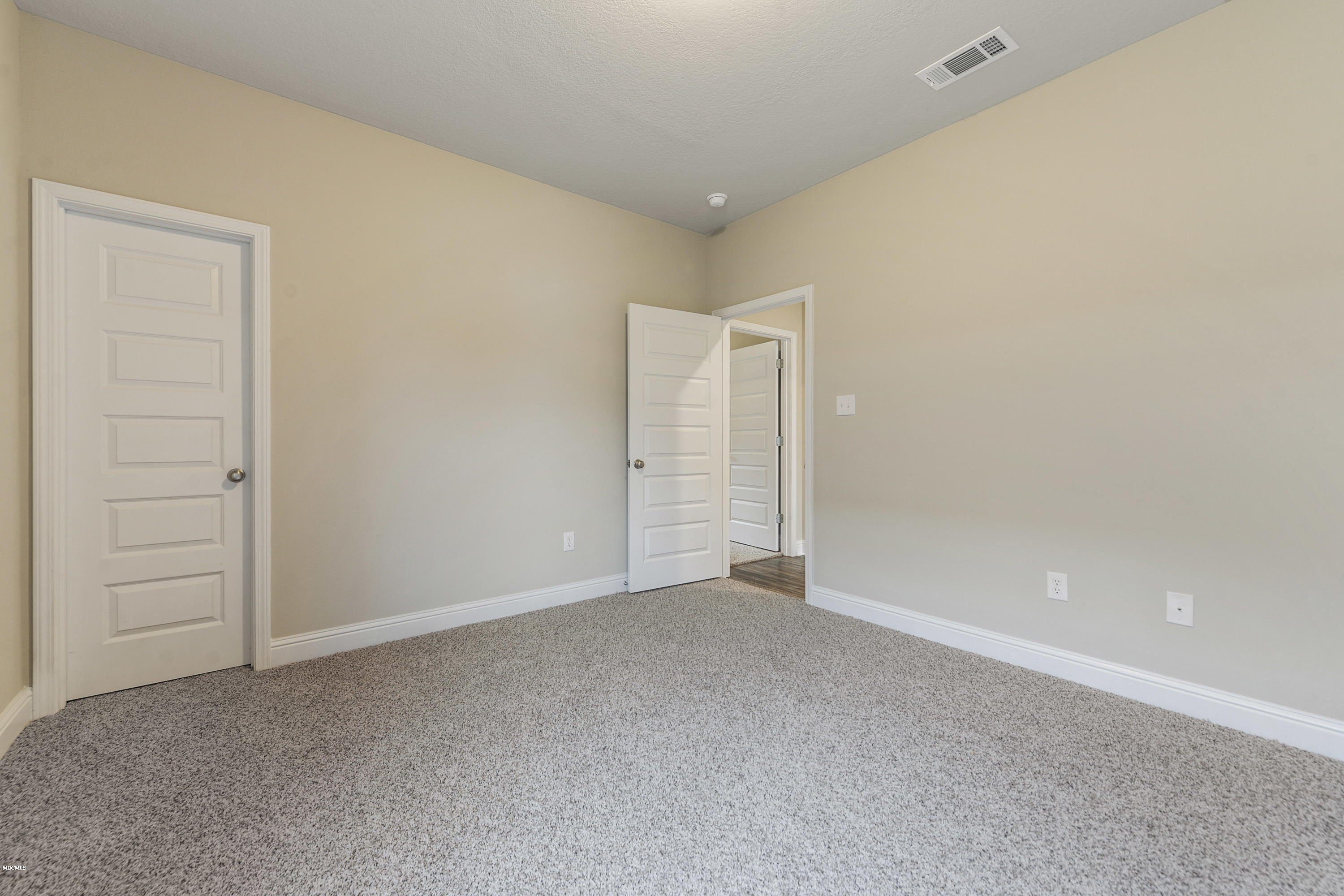6453 Chickory Way Ocean Springs, MS 39564 - Photo 19 of 23 023