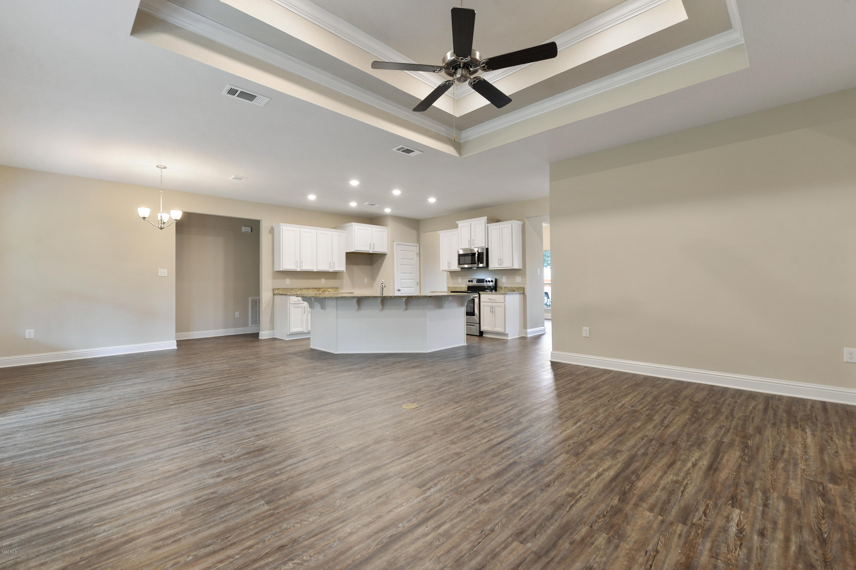 6453 Chickory Way Ocean Springs, MS 39564 - Photo 9 of 23 004