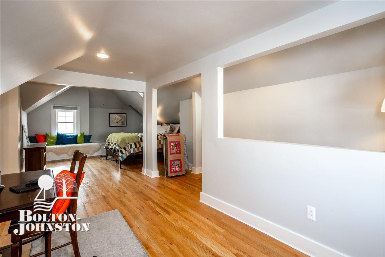 580-582 Neff Road Grosse Pointe, MI 48230 - Photo 27 of 68 3rd Floor Master Bedroom
