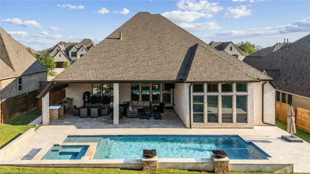 a view of building with outdoor space