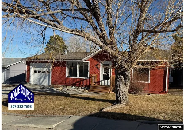 $285,000 | 796 Welch Boulevard, Lander, WY 82520