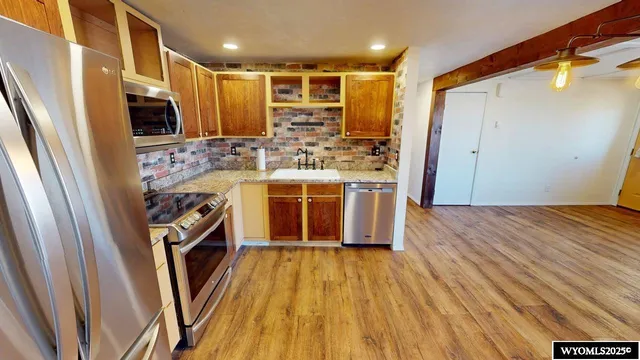 $310,000 | 796 Welch Boulevard, Lander, WY 82520