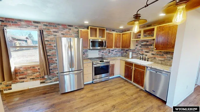 $310,000 | 796 Welch Boulevard, Lander, WY 82520