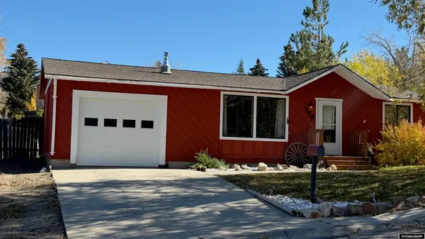 $285,000 | 796 Welch Boulevard, Lander, WY 82520