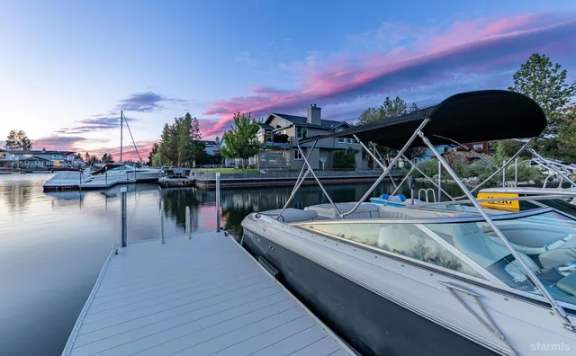 $895,000 | 552 Christie Drive, Unit 307, South Lake Tahoe, CA 96150